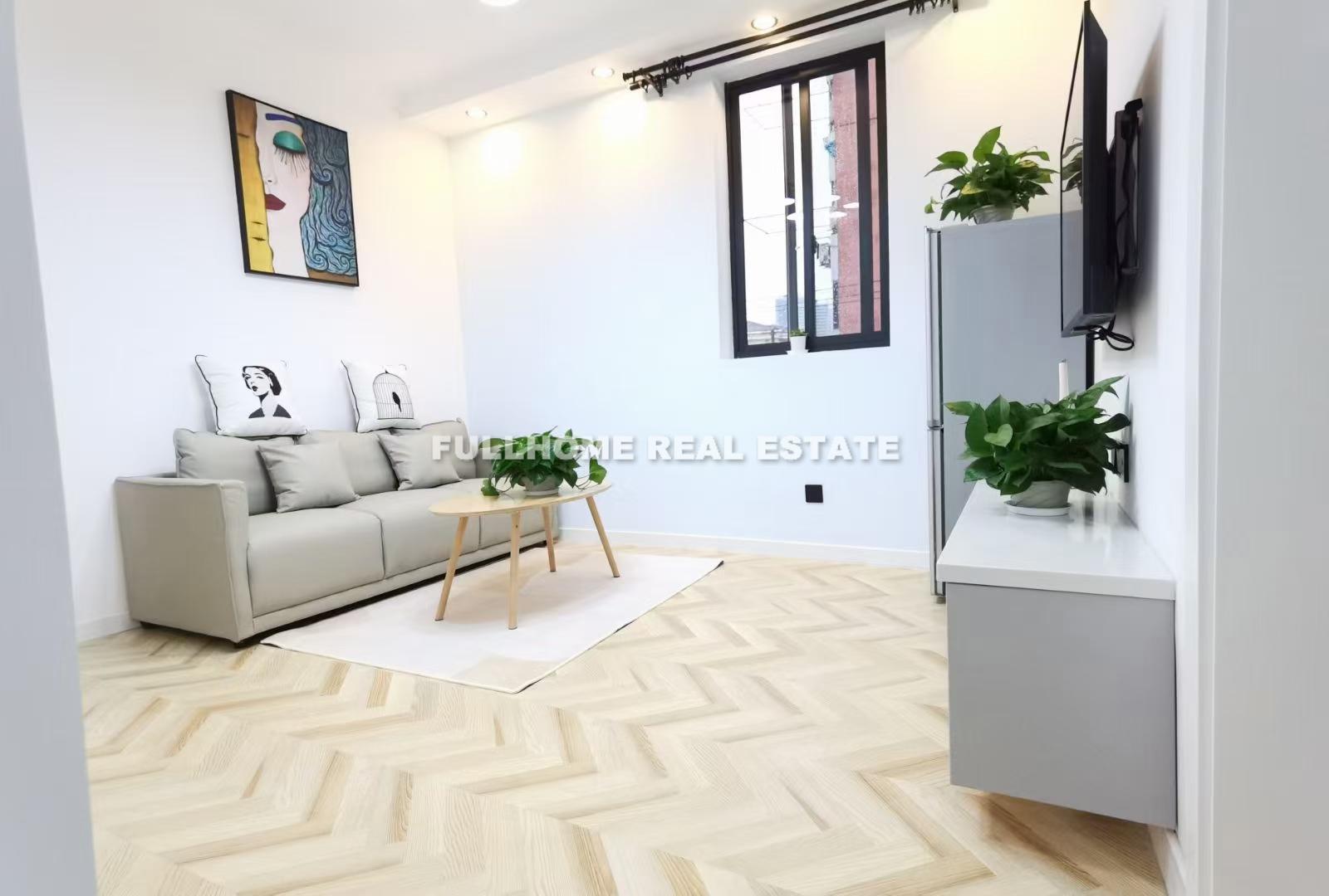 Lane 1-500 Changning Branch Road Old House - 2 bedroom apartment in Shanghai, Downtown, Downtown