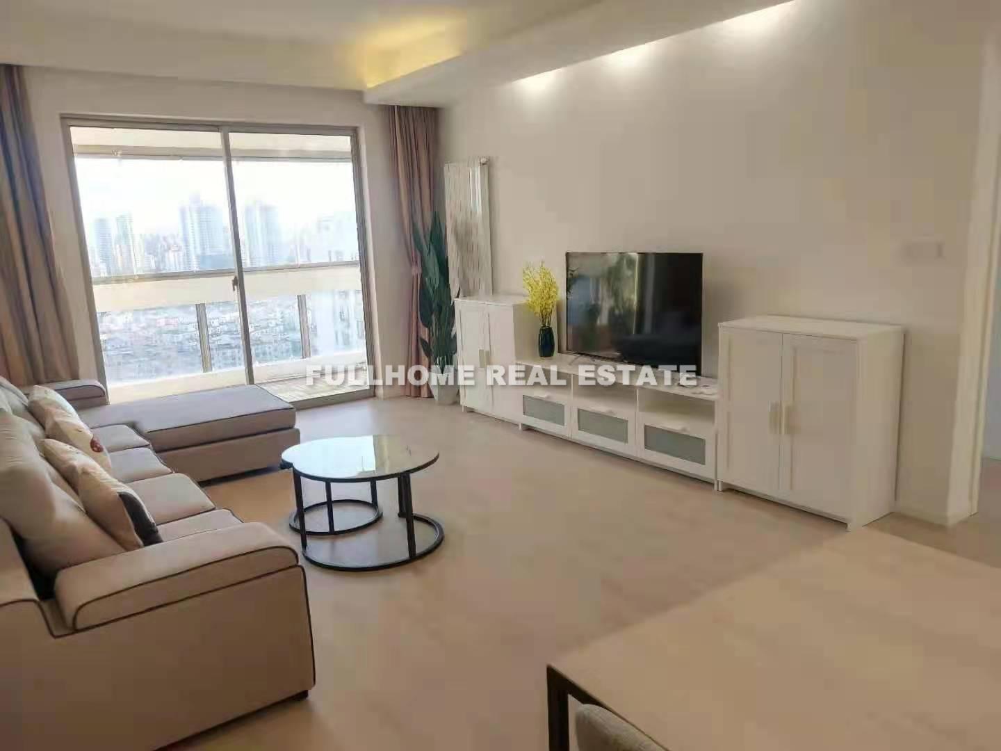 Same compound: Xinhua Yuting, 2 bedrooms in Shanghai