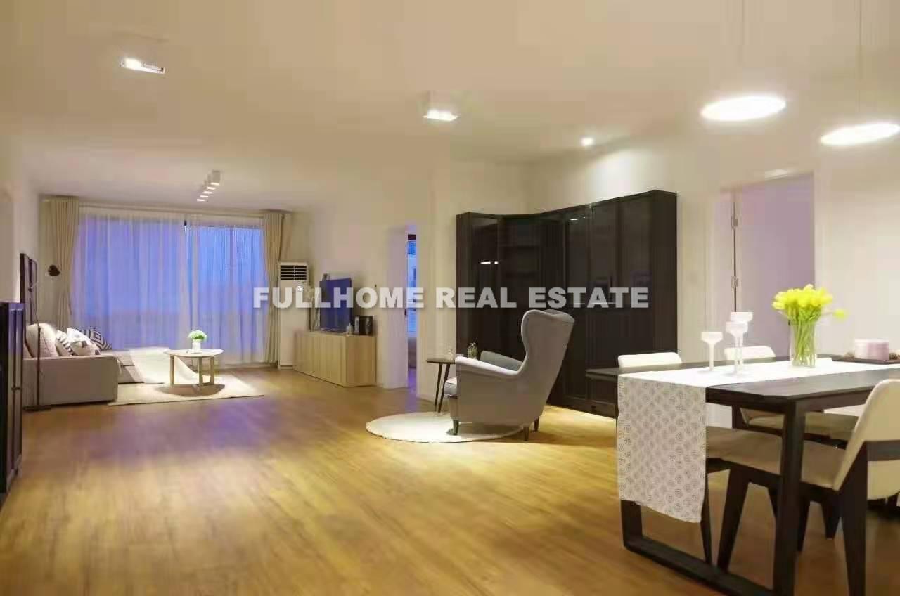 Tianji Garden - 3 bedroom apartment in Shanghai, Xujiahui, Downtown