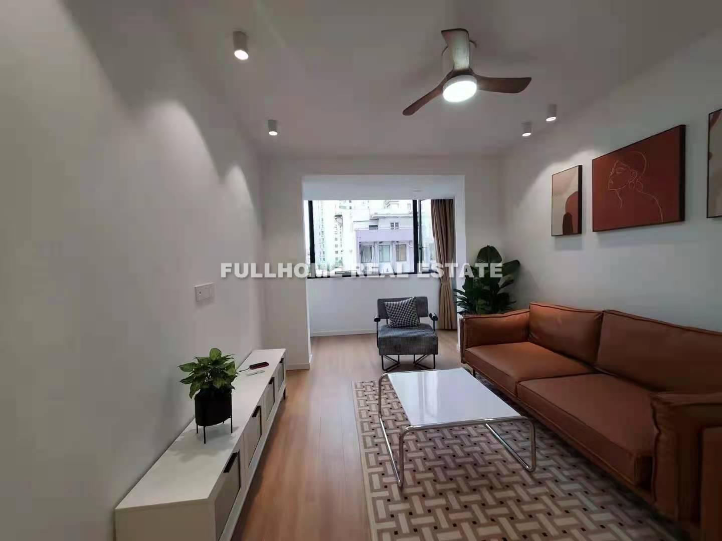 Haitian Apartment - 2 bedroom apartment in Shanghai, Xujiahui, Downtown