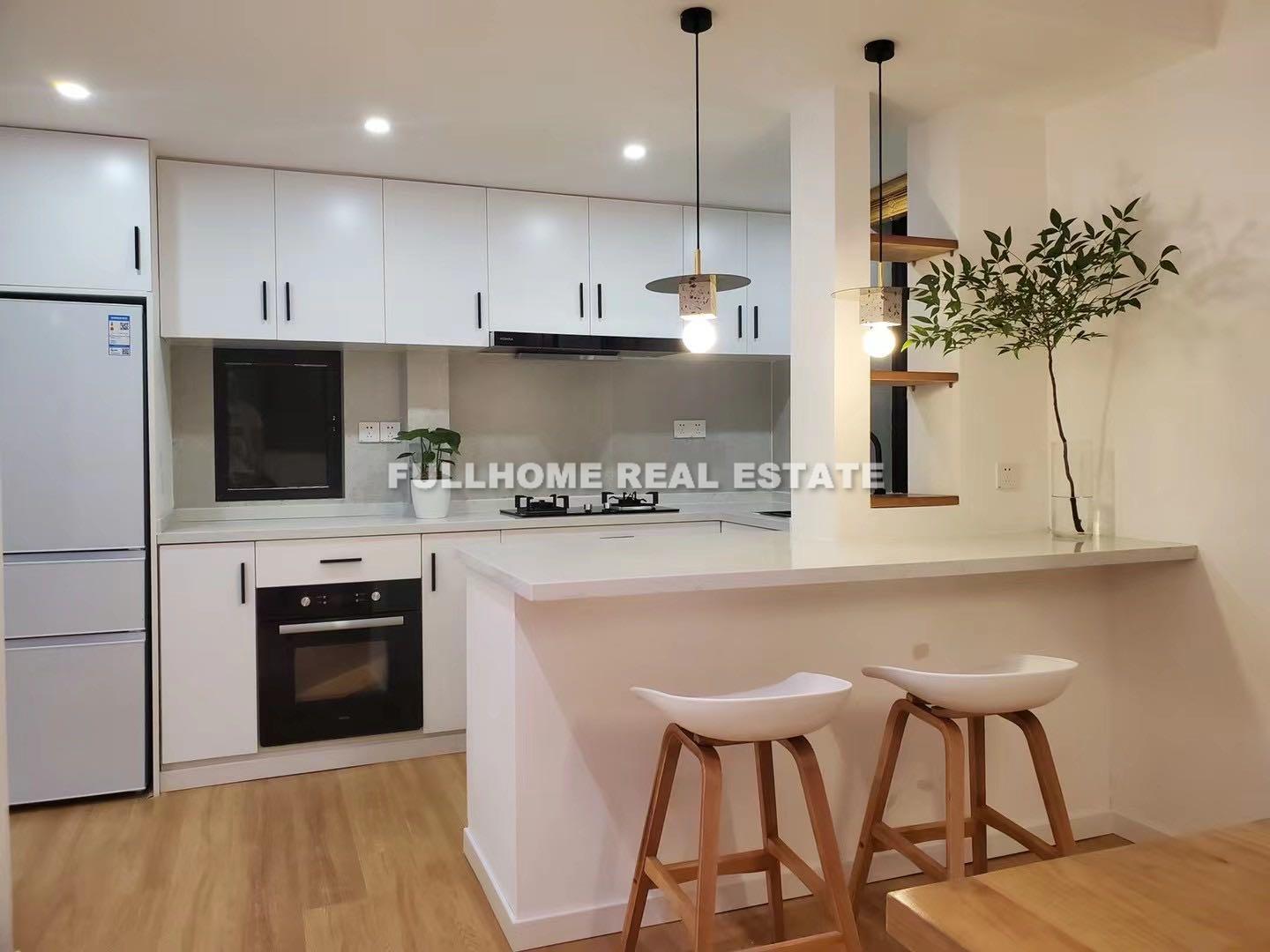 Haitian Apartment - 2 bedroom apartment in Shanghai, Xujiahui, Downtown