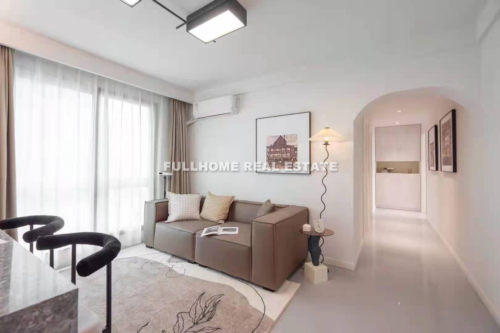 Top Of City - 2 bedroom apartment in Shanghai, People Square, Downtown