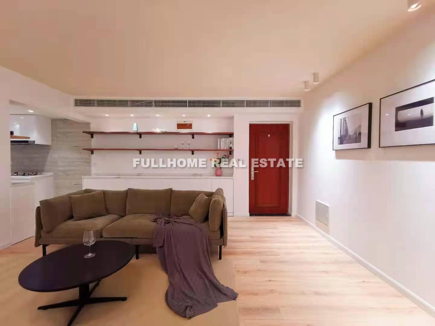 Same compound: Brilliant River, 2 bedrooms in Shanghai