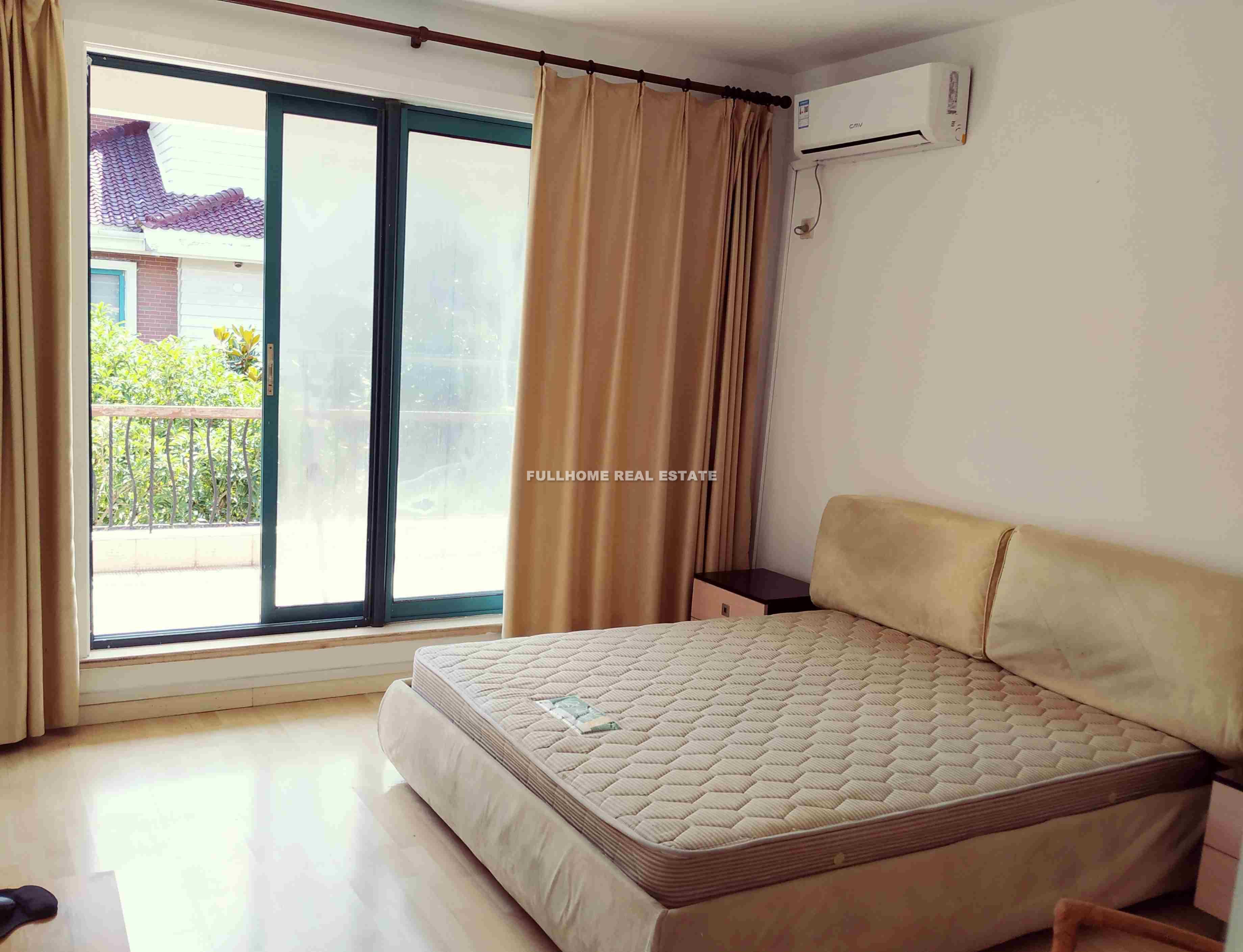 Dynasty Villas - 4 bedroom apartment in Shanghai, Hongqiao, Hongqiao