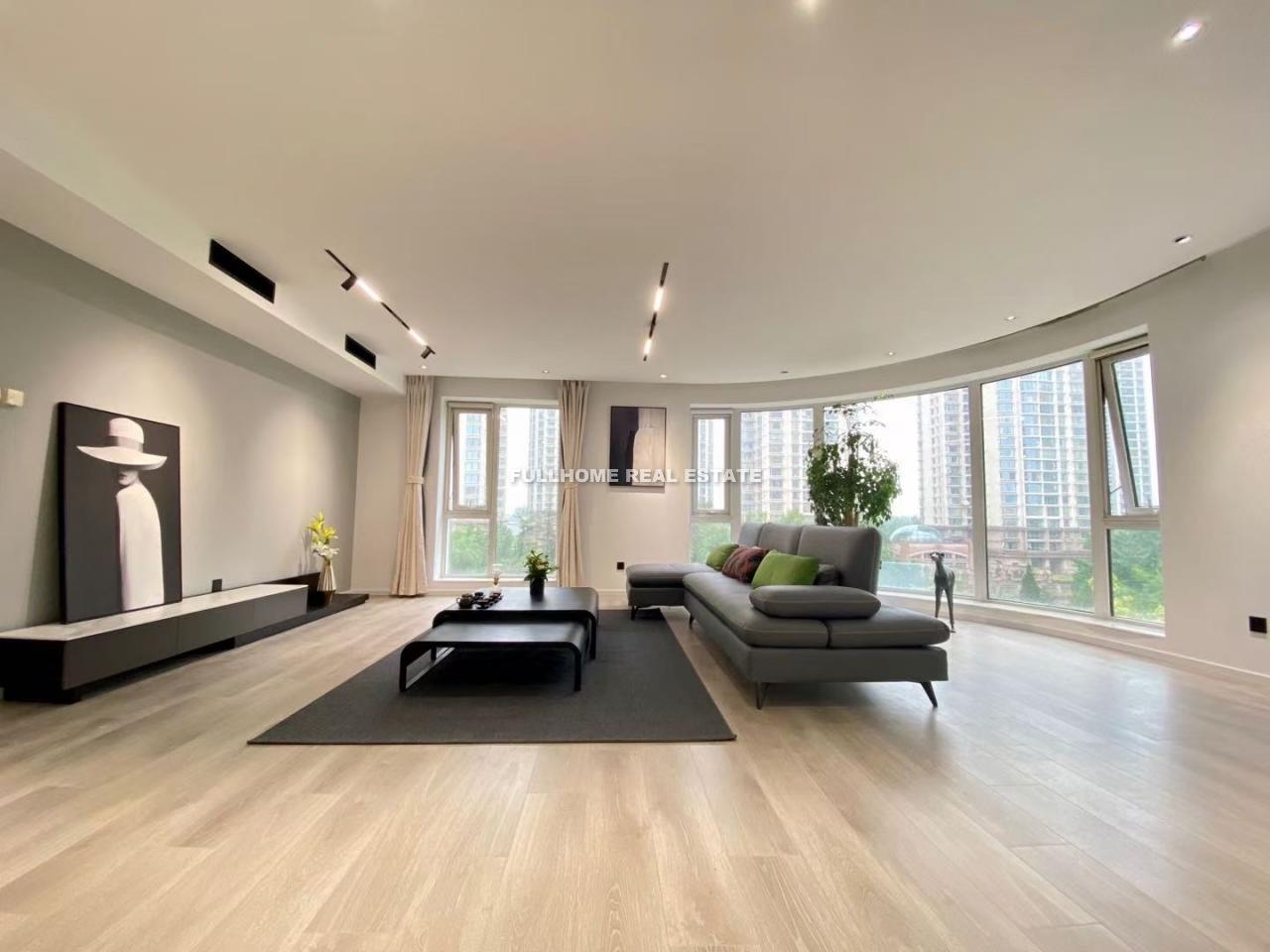 Palm Springs - 3 bedroom apartment in Beijing