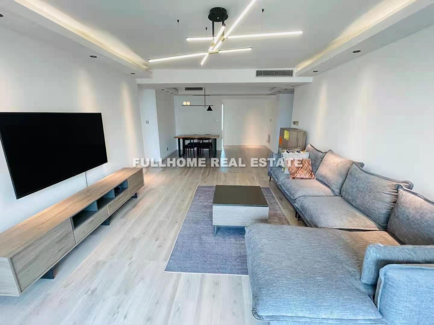 Regents Park - 3 bedroom apartment in Shanghai, Zhongshan Park, Downtown