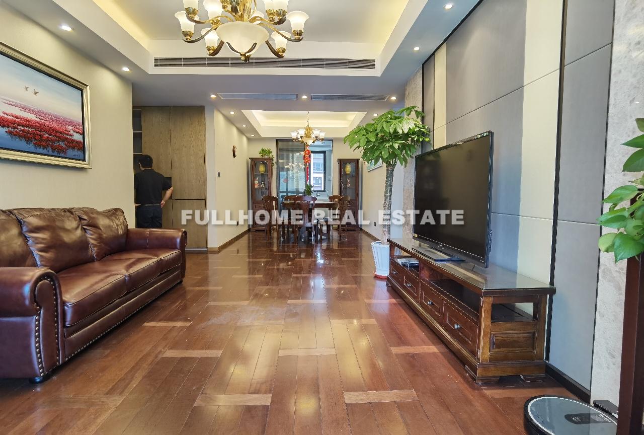 Similar property: Rainbow New City, 3 bedrooms, 170 sqm in Shanghai