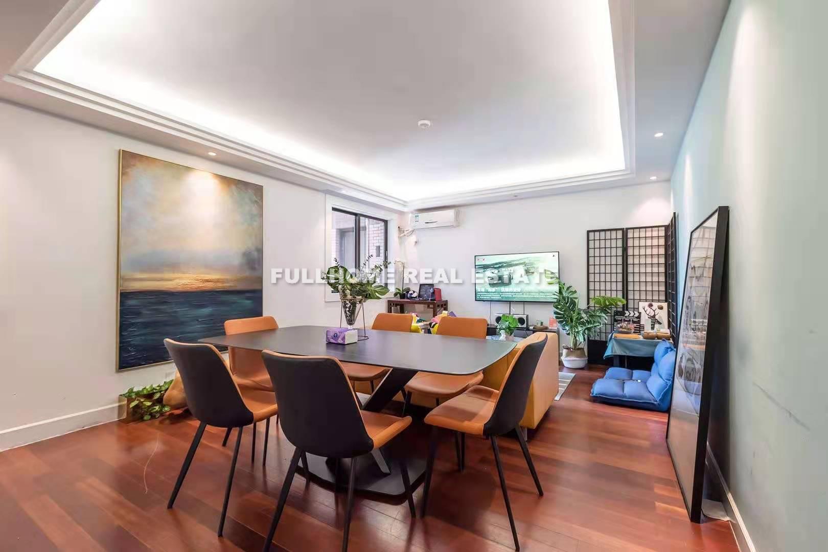 Jiafa Apartment - 3 bedroom apartment in Shanghai, Downtown, Downtown