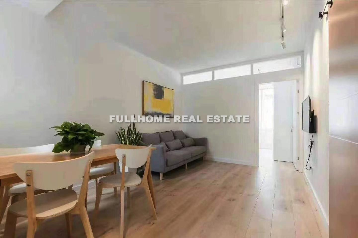 Lane 200-500 South Xiang Yang Road Old House - 1 bedroom apartment in Shanghai, Downtown, Downtown