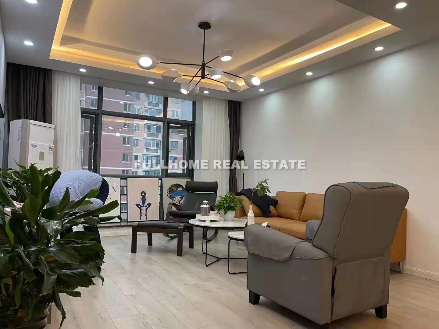 St. Johnson - 3 bedroom apartment in Shanghai, Zhongshan Park, Downtown