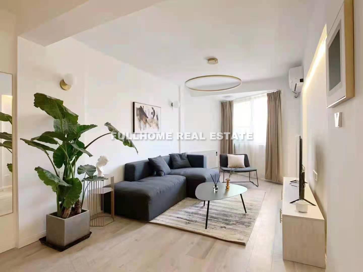Same compound: Xinjiang Apartment, 1 bedrooms in Shanghai