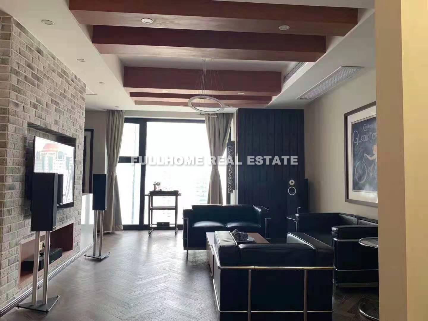 Huijin Plaza - 2 bedroom apartment in Shanghai, Xujiahui, Downtown