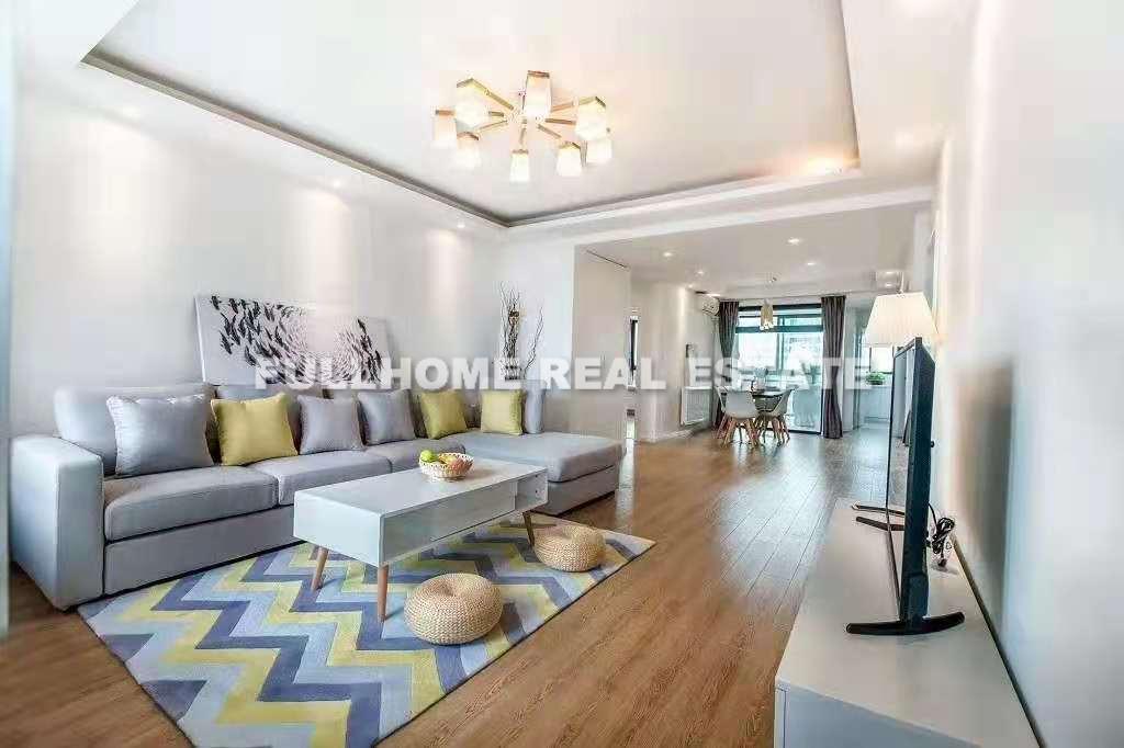 Yong Ye Apartment - 3 bedroom apartment in Shanghai, Xintiandi, Downtown