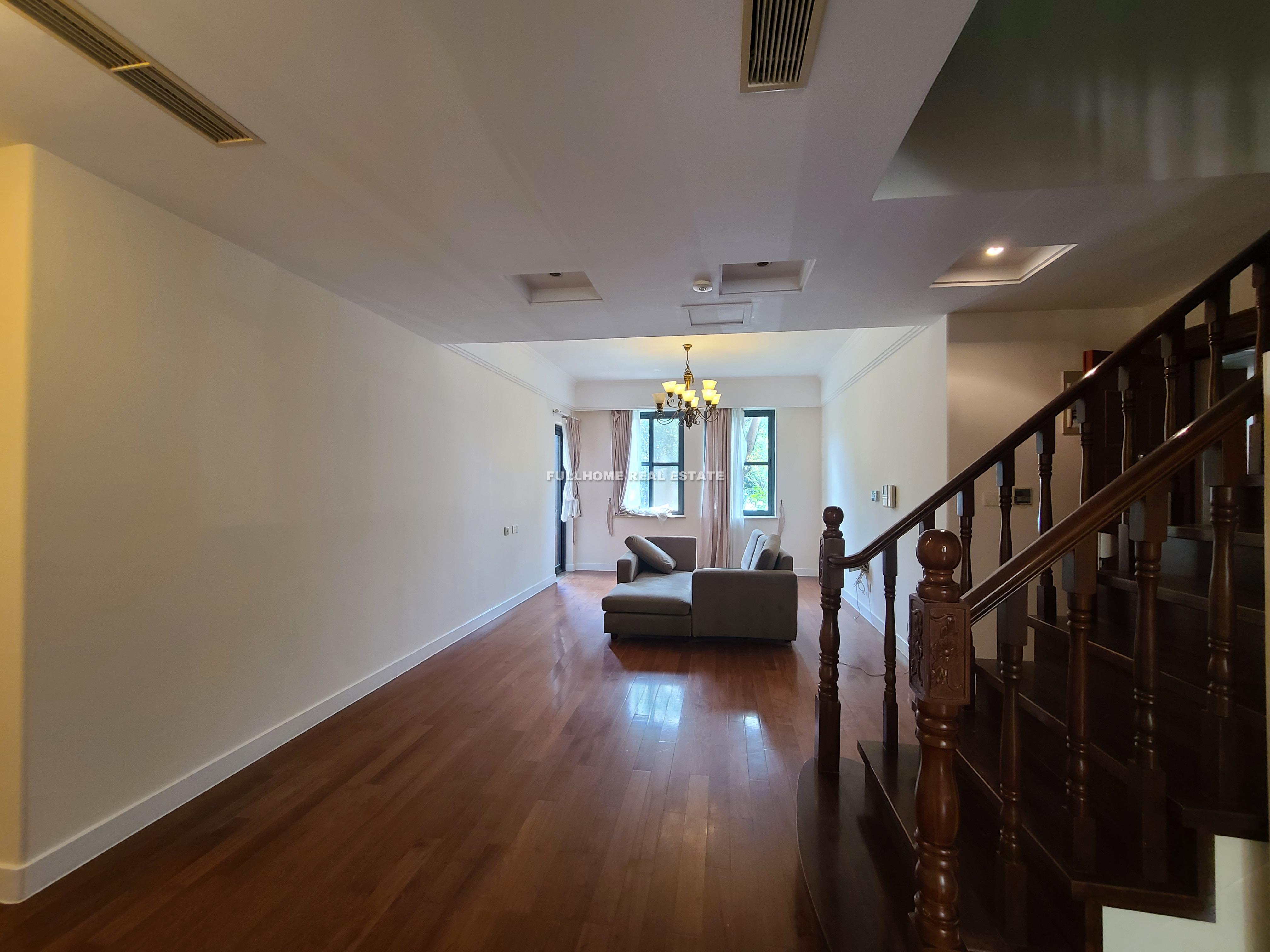 Green Court - 5 bedroom apartment in Shanghai, Jingqiao Green City, Pudong