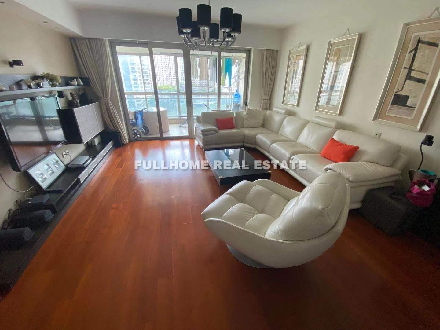 Similar property: Yanlord Town, 4 bedrooms, 230 sqm in Shanghai