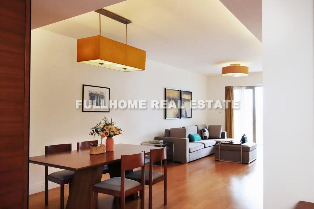 Same compound: Tyms Xujiahui, 2 bedrooms in Shanghai