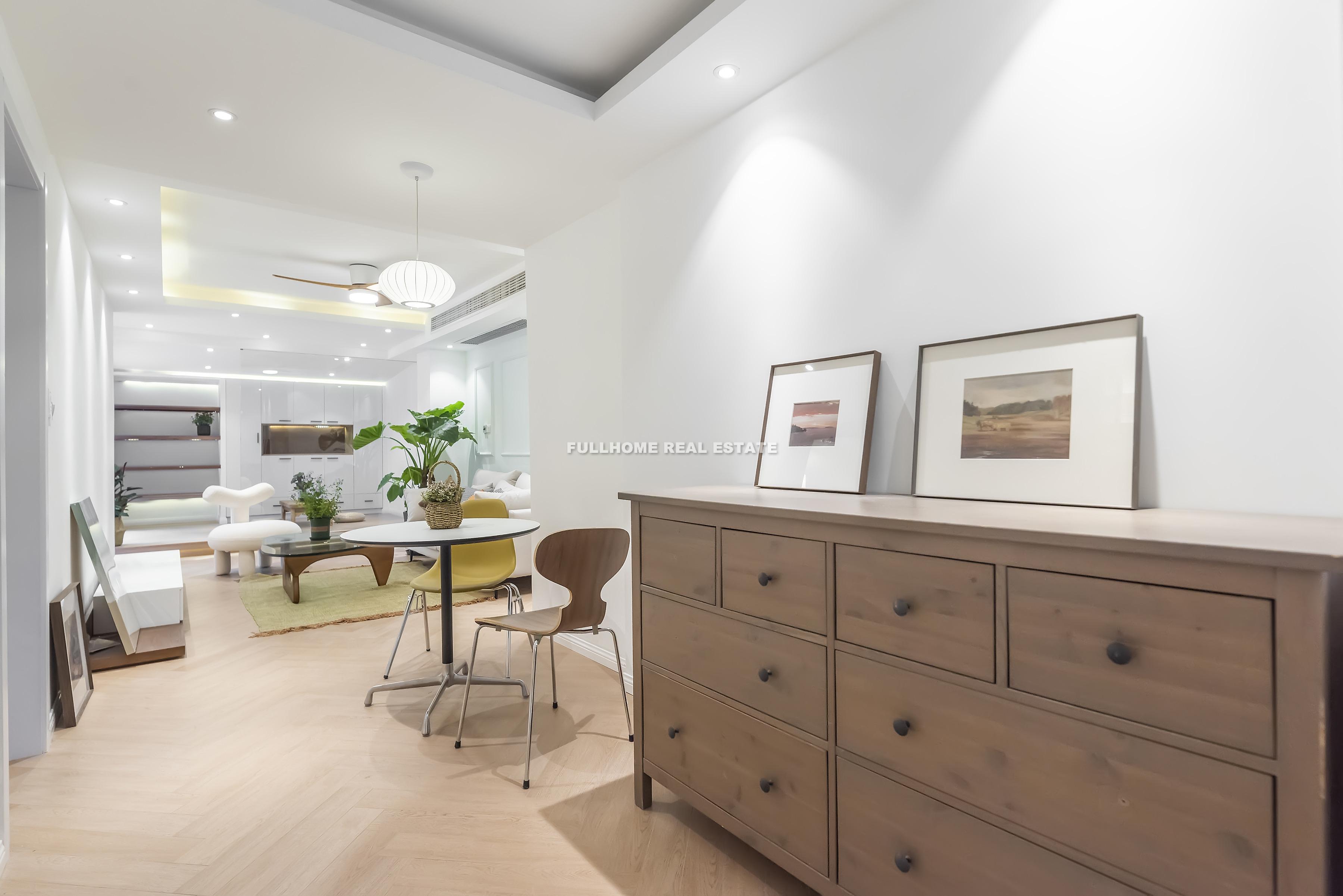 Lane 200-500 Zhenning Road Old House - Interior view 10, Shanghai rental property