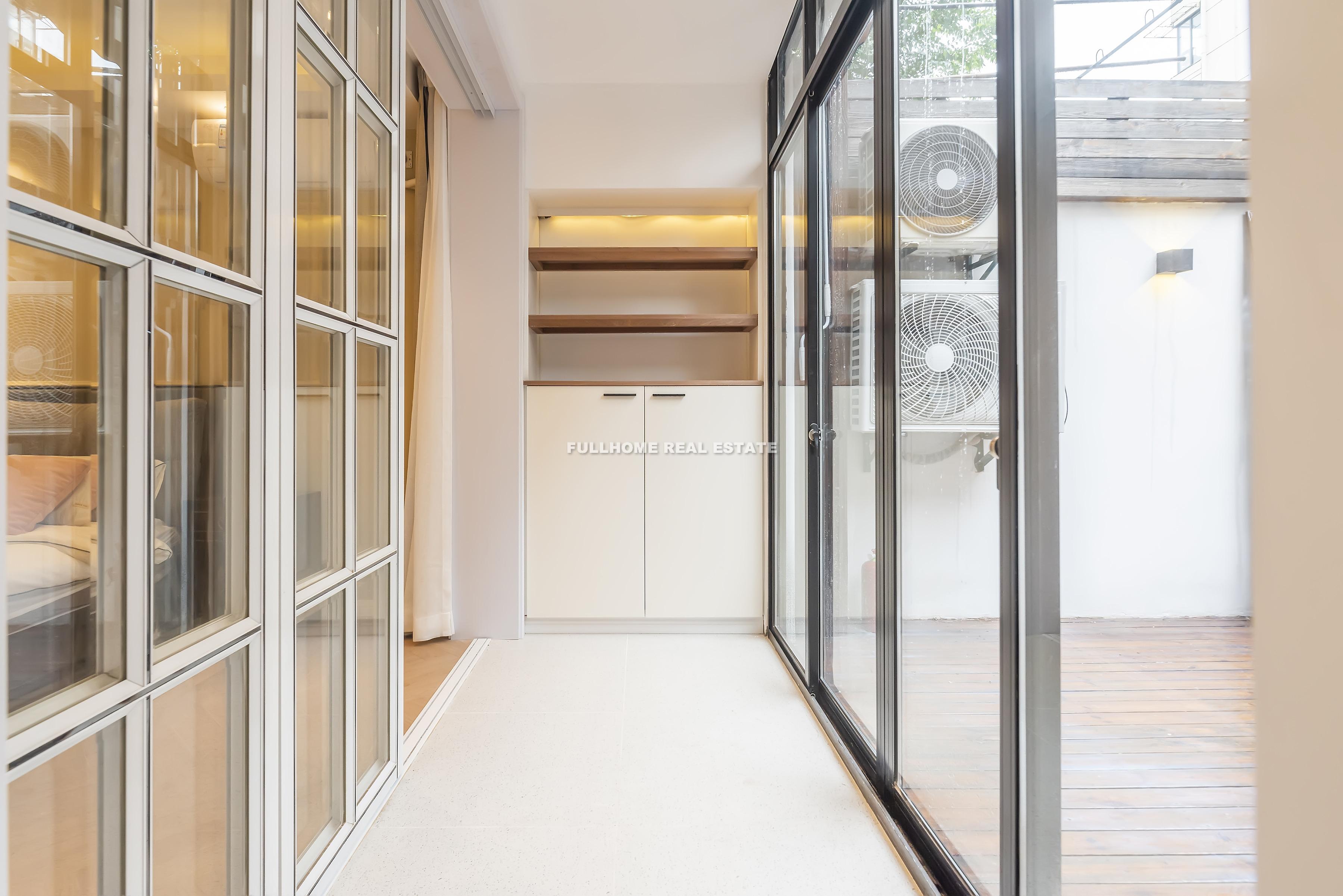 Lane 200-500 Zhenning Road Old House - Interior view 14, Shanghai rental property