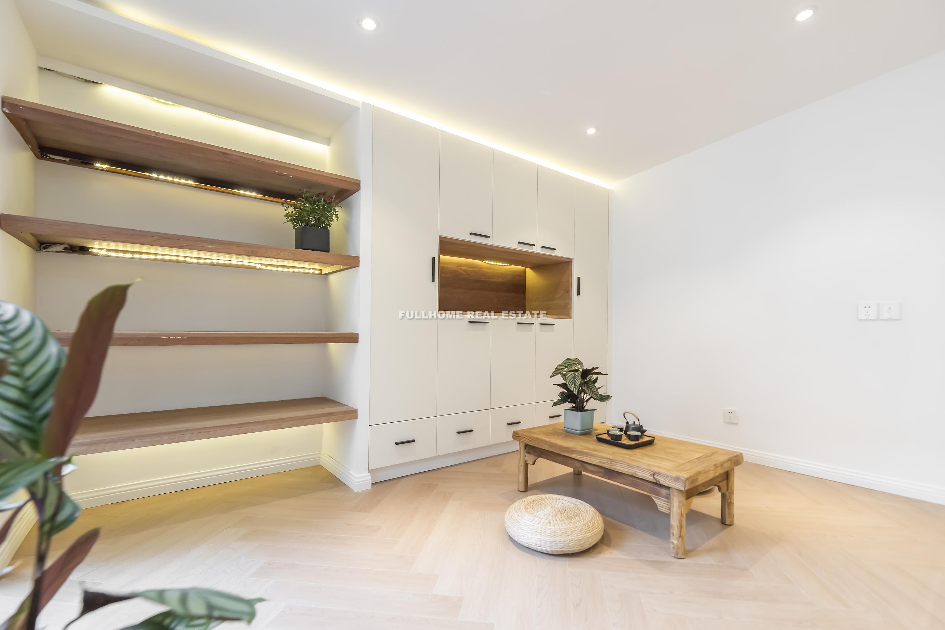 Lane 200-500 Zhenning Road Old House - Interior view 12, Shanghai rental property
