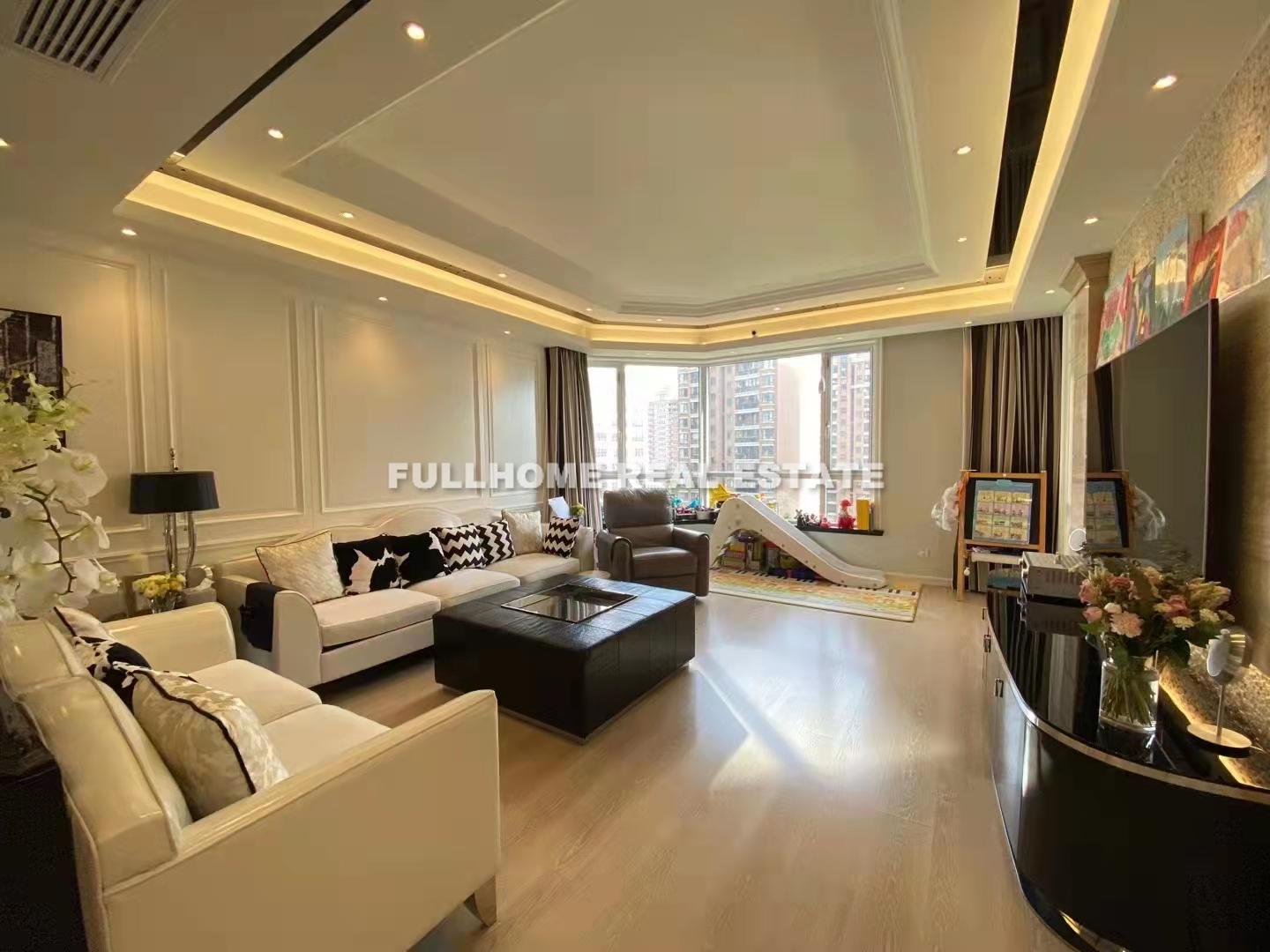 Hua Li Jia Zu - 3 bedroom apartment in Shanghai, Gubei, Hongqiao