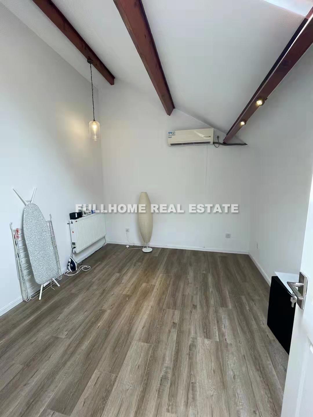 Lane 1001-1500 Middle Huaihai Road Old House - Interior view 6, Shanghai rental property