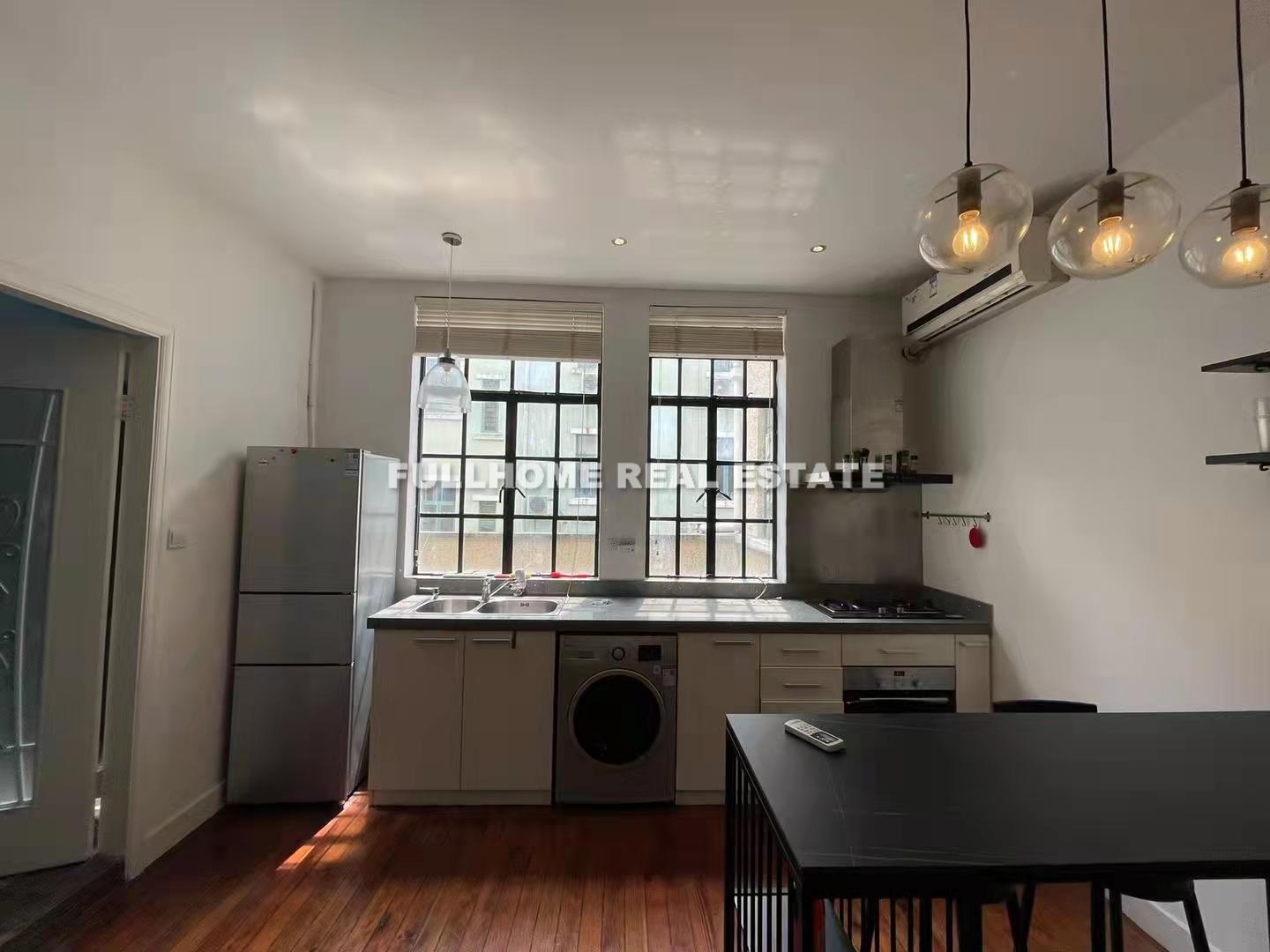 Lane 1001-1500 Middle Huaihai Road Old House - Interior view 2, Shanghai rental property
