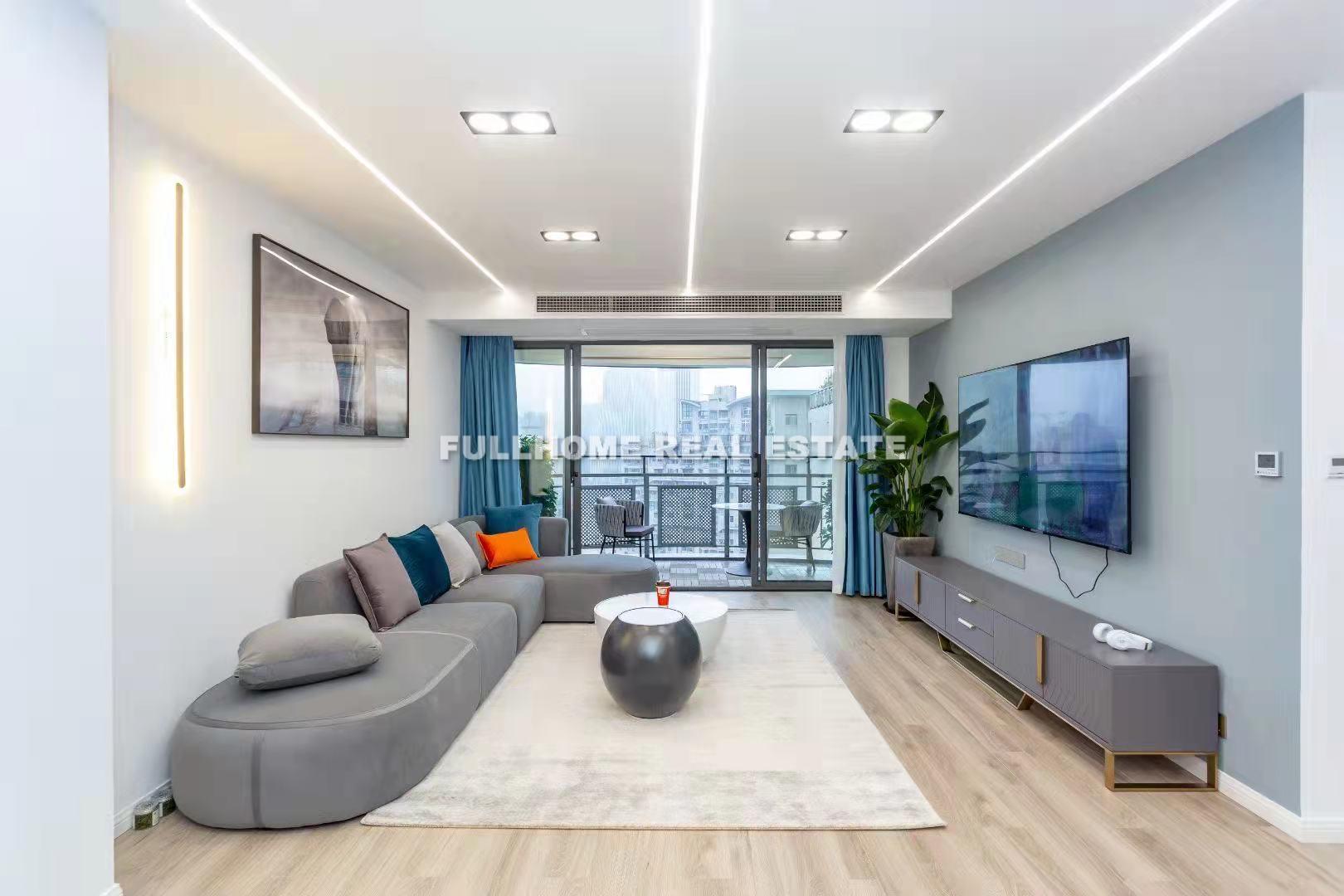 Dang Dai Xin Hua - 3 bedroom apartment in Shanghai, FFC, Downtown