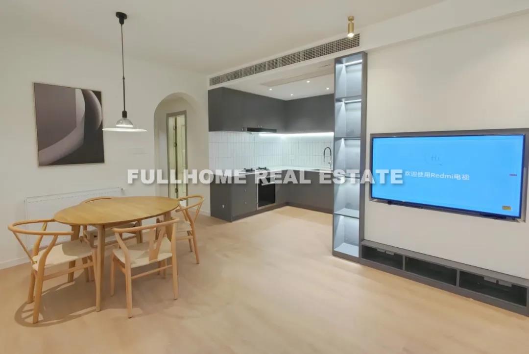 Baodu Mansion - 2 bedroom apartment in Shanghai, Downtown, Downtown