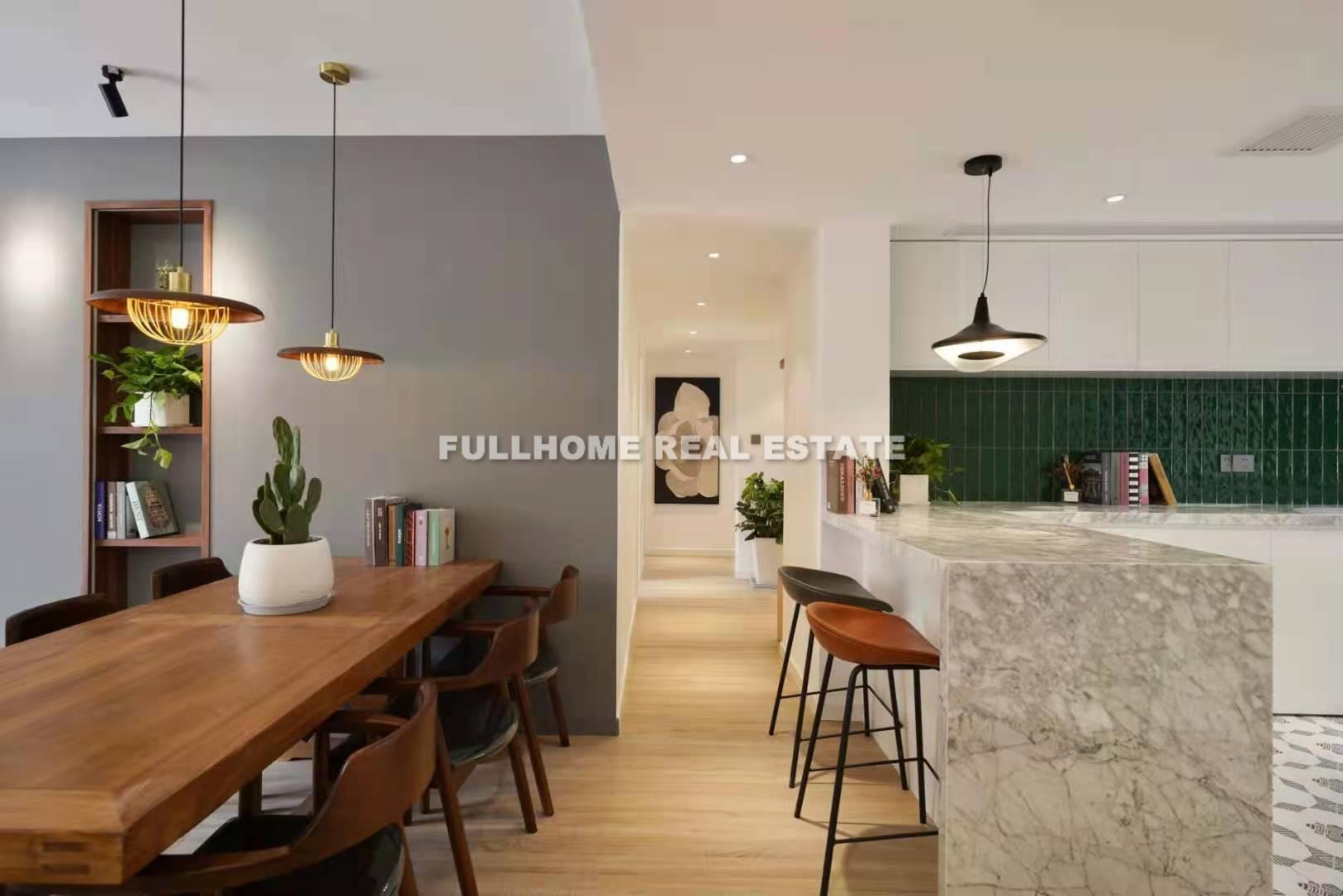 Nan Yang Xin Hua Apartment - 3 bedroom apartment in Shanghai, Downtown, Downtown