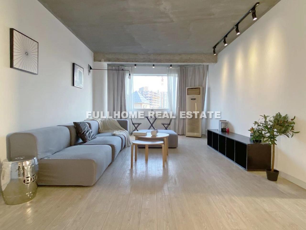 Same compound: Yueda Garden, 3 bedrooms in Shanghai