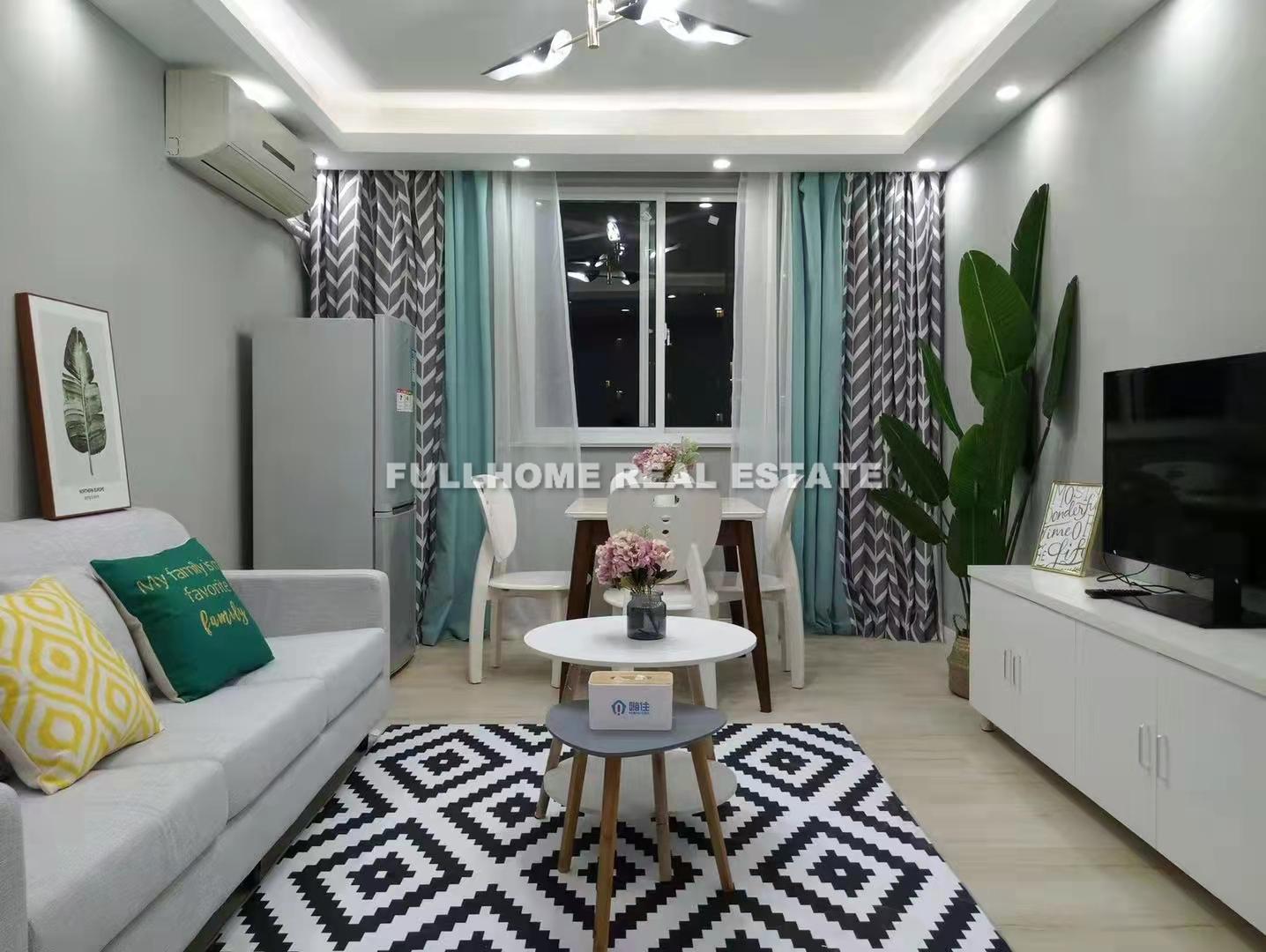 Same compound: Tianshan Apartment, 2 bedrooms in Shanghai