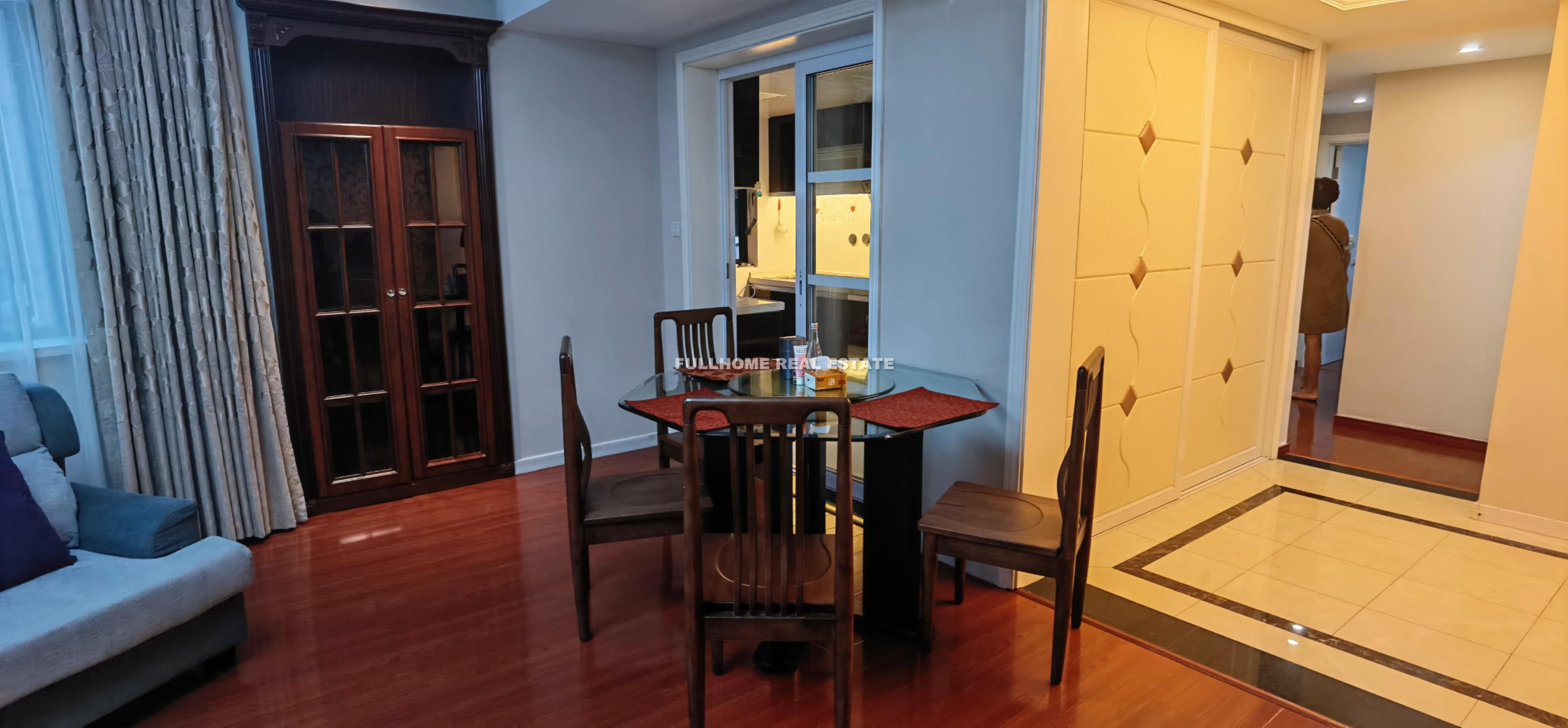 Marseille Garden - 3 bedroom apartment in Shanghai, Gubei, Hongqiao