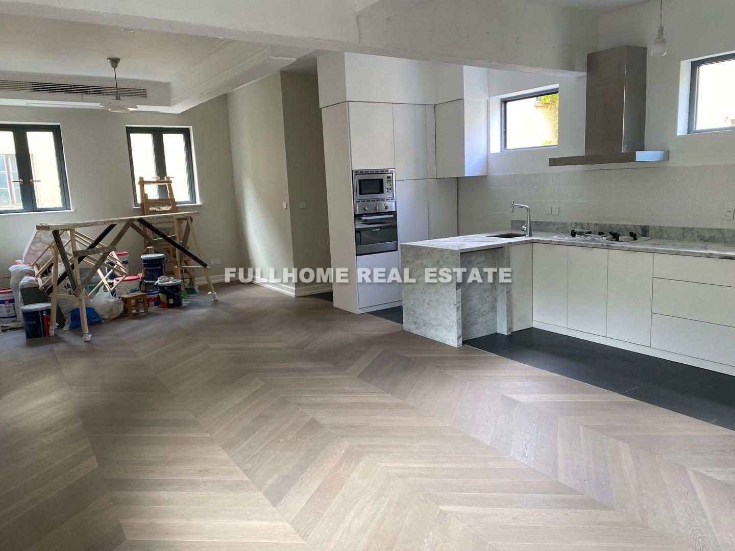 Lane 501-1000 Middle Huaihai Road Old House - 3 bedroom apartment in Shanghai, Downtown, Downtown