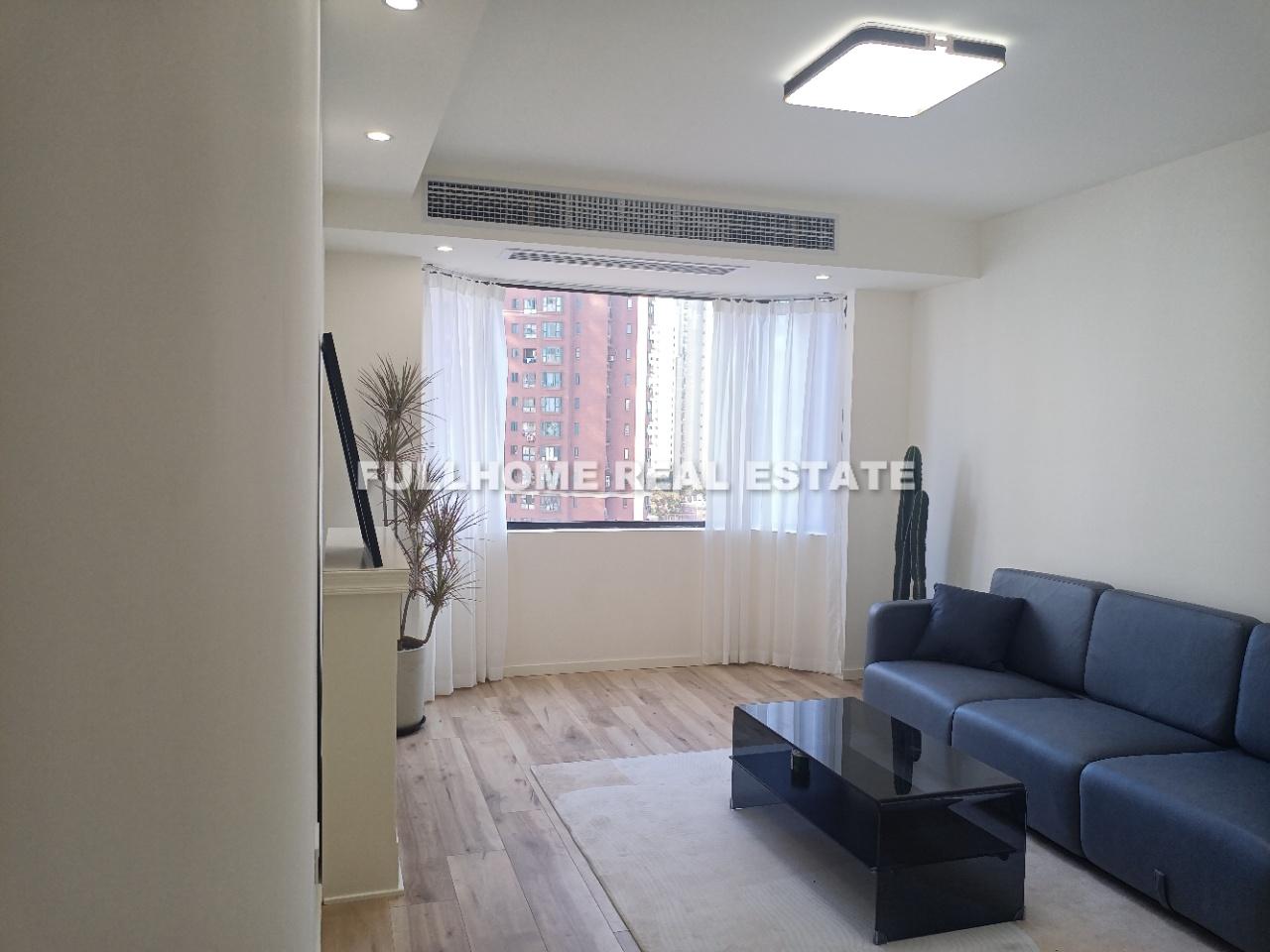Zheng Ning Compound - 1 bedroom apartment in Shanghai, Jing An, Downtown