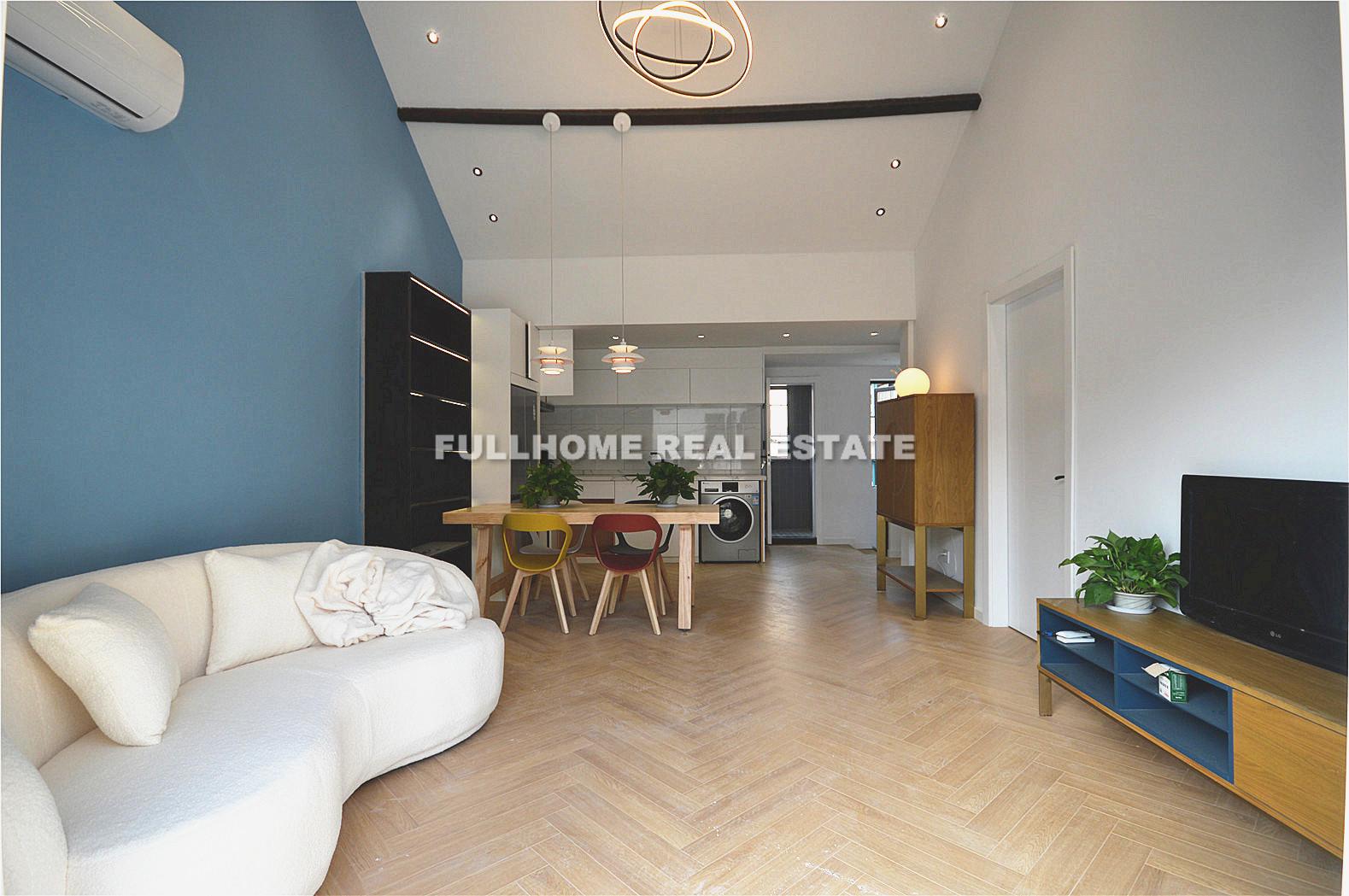Lane 1-300 Yongjia Road Old House  - 2 bedroom apartment in Shanghai, Xintiandi, Downtown