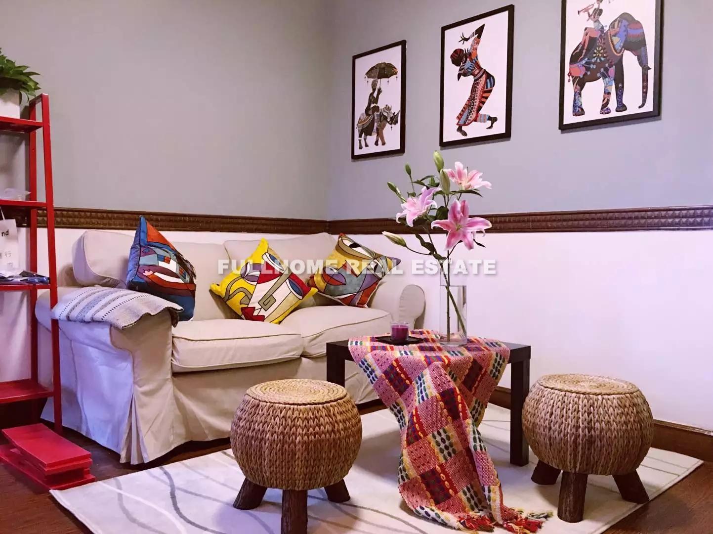 Same compound: Zi Hua Mansion, 2 bedrooms in Shanghai