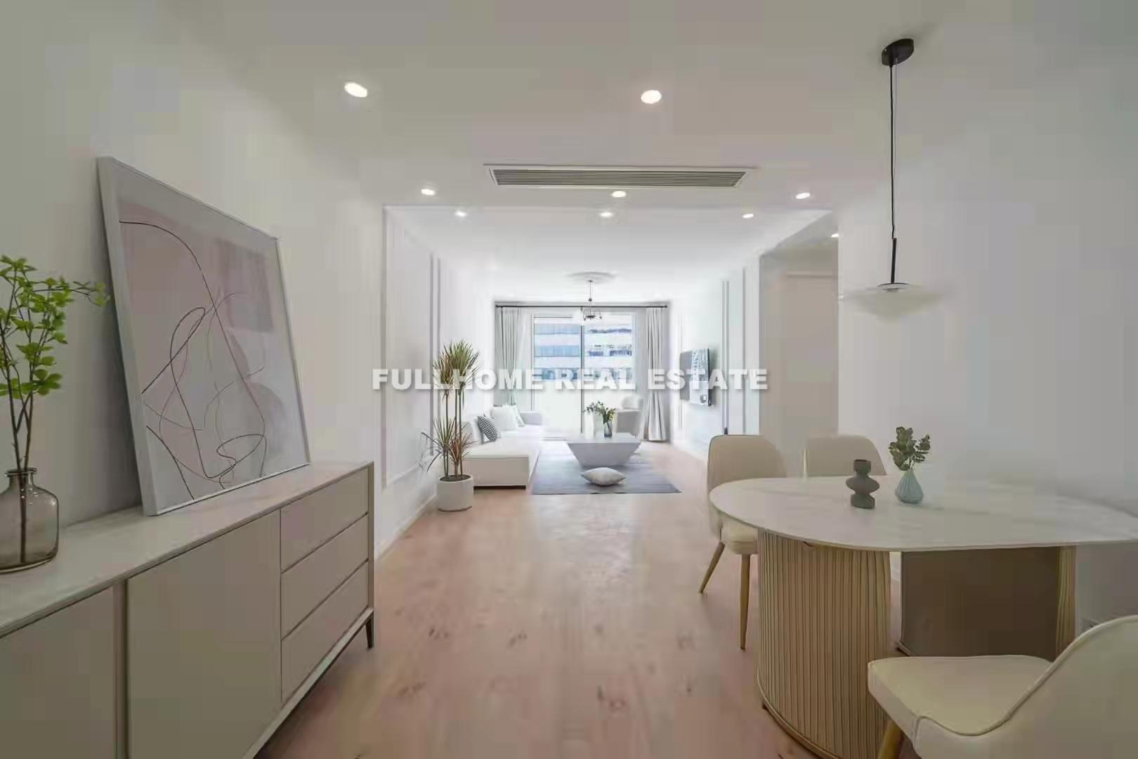 Same compound: Jianguo Residence, 3 bedrooms in Shanghai