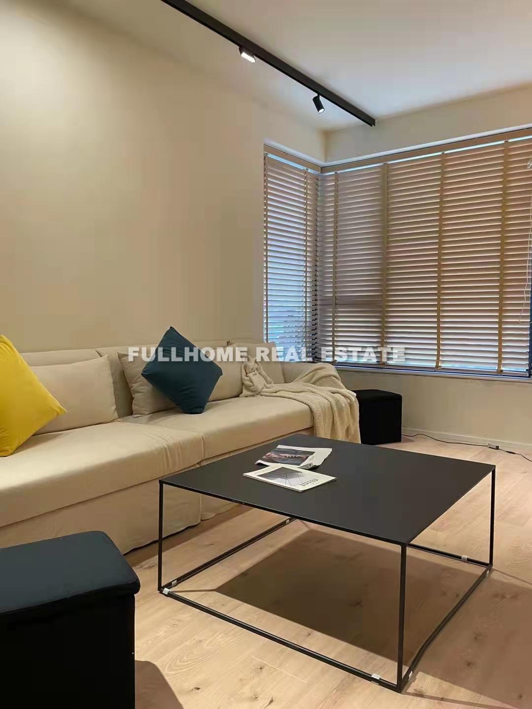 Oriental Manhattan - 2 bedroom apartment in Shanghai, Xujiahui, Downtown