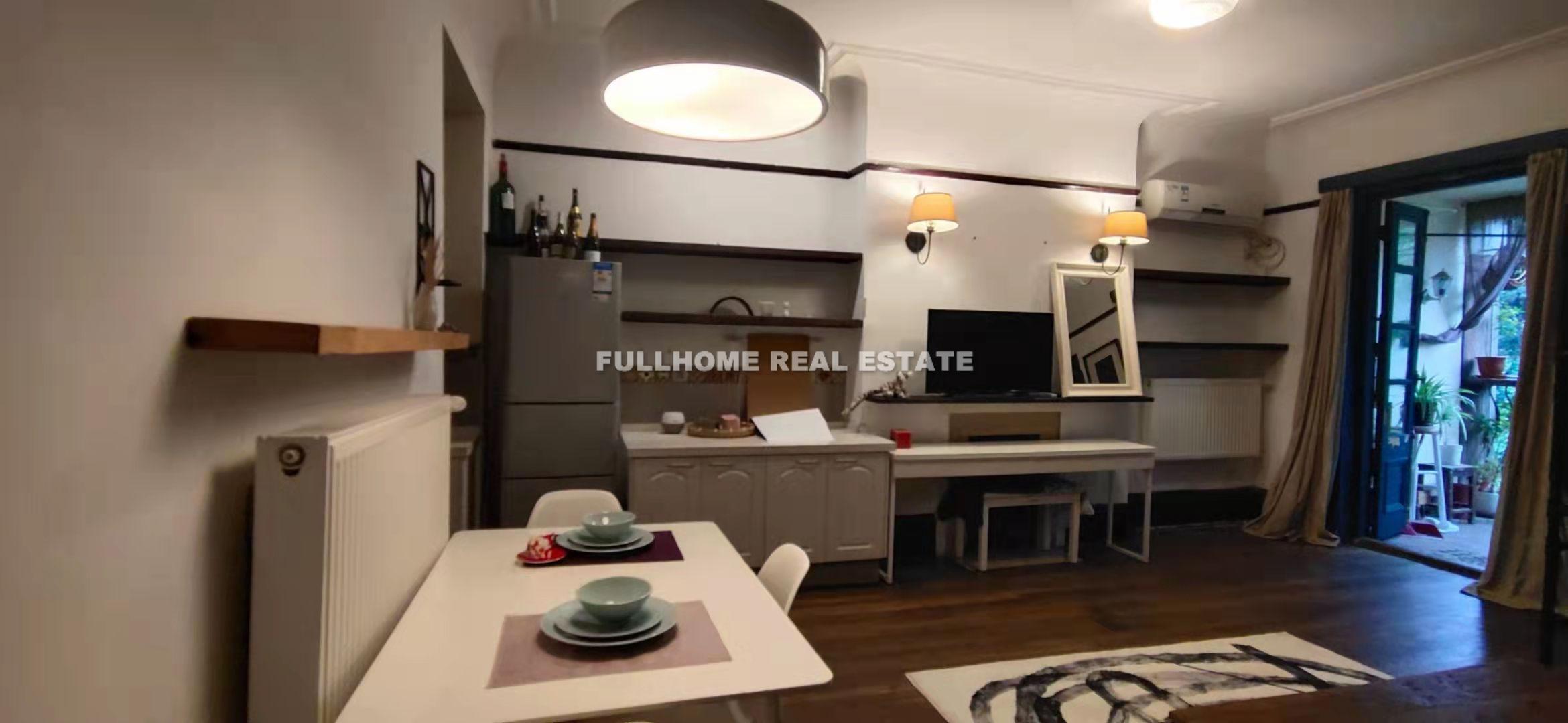 Lane 500-1000 Julu Road Old House	 - Interior view 2, Shanghai rental property