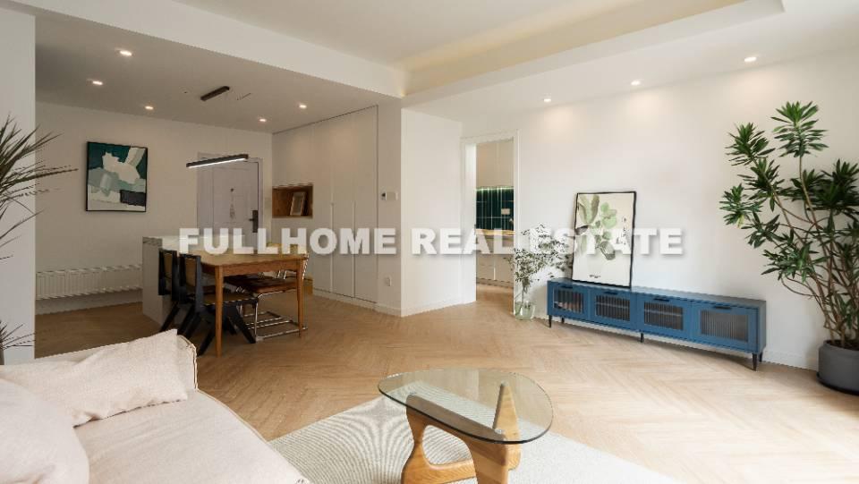 Same compound: Jincai Celebrity, 3 bedrooms in Shanghai