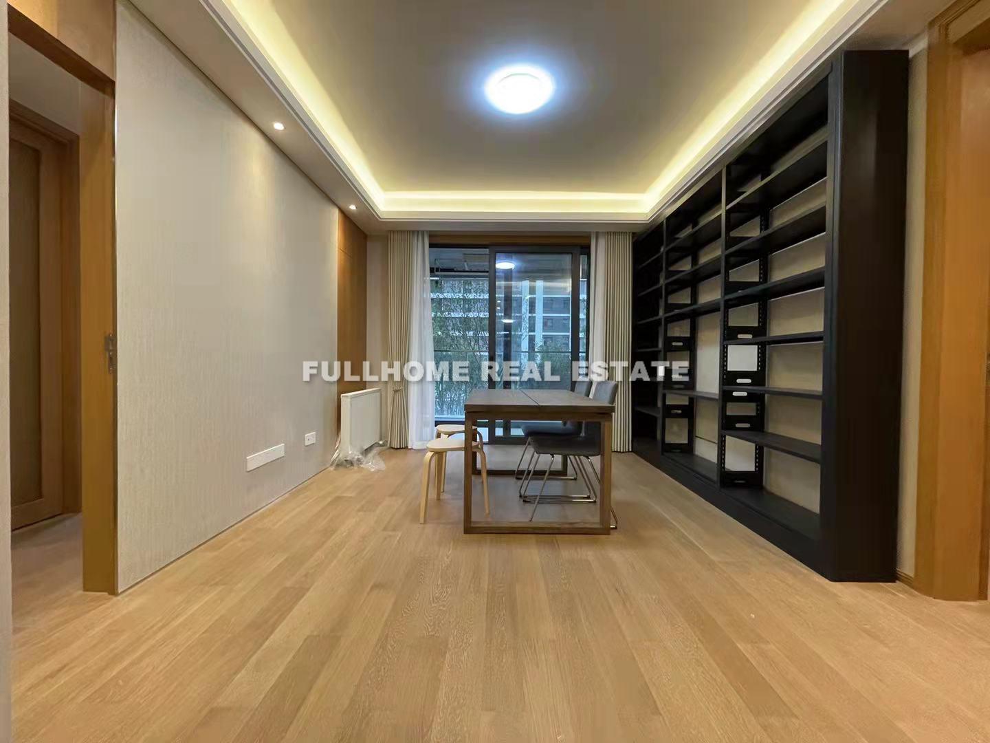 Similar property: Jing Cui Ming Di, 3 bedrooms, 125 sqm in Shanghai