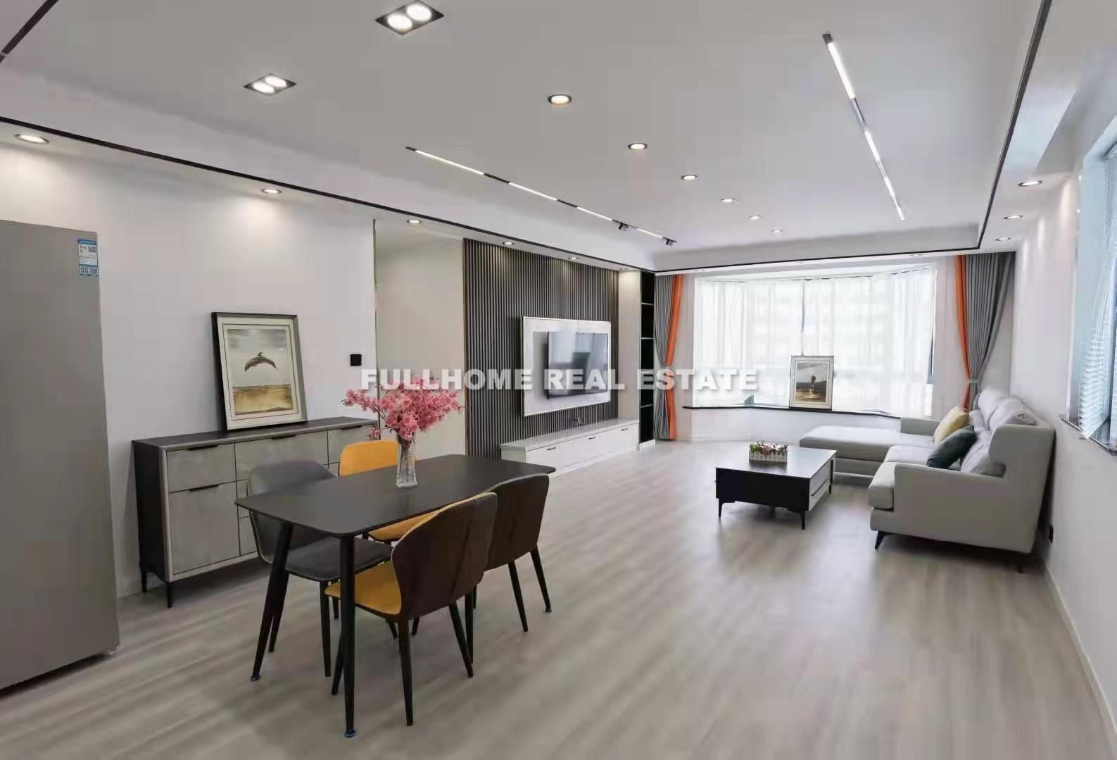 Same compound: Changshou Apartment, 2 bedrooms in Shanghai