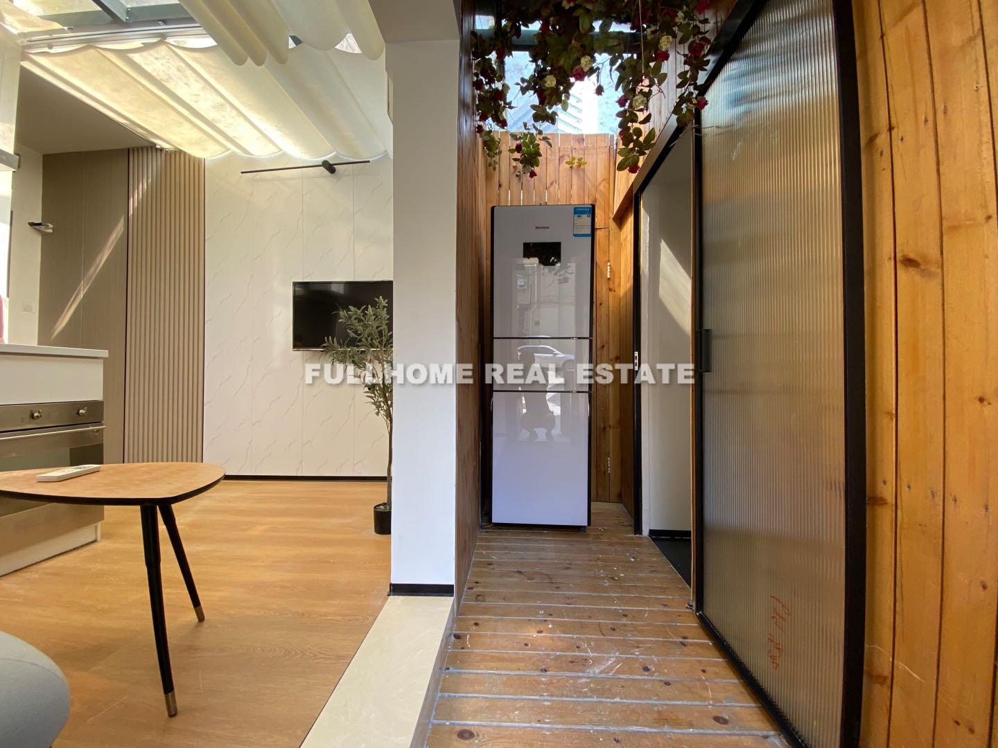 Lane 1001-1500 Middle Huaihai Road Old House - Interior view 9, Shanghai rental property