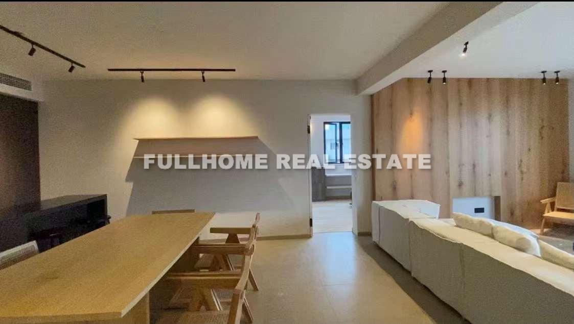Same compound: Da An Mansion, 3 bedrooms in Shanghai