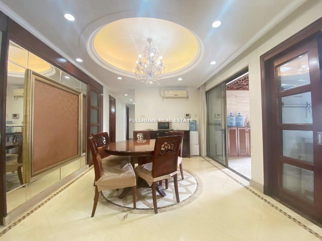 Similar property: Castle Peak, 4 bedrooms, 188 sqm in Guangzhou