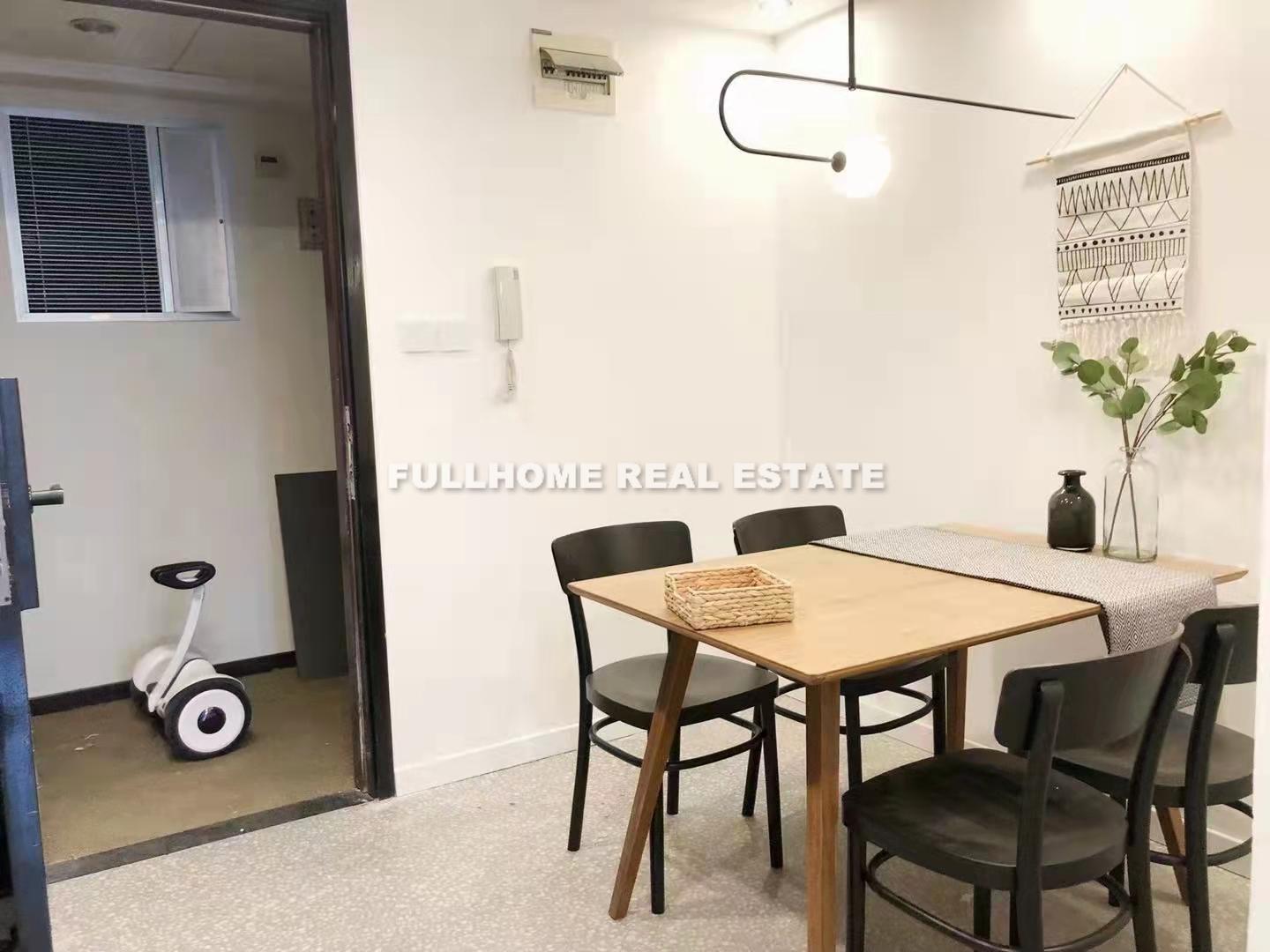 Tong Ji Garden - 1 bedroom apartment in Shanghai, Jing An, Downtown