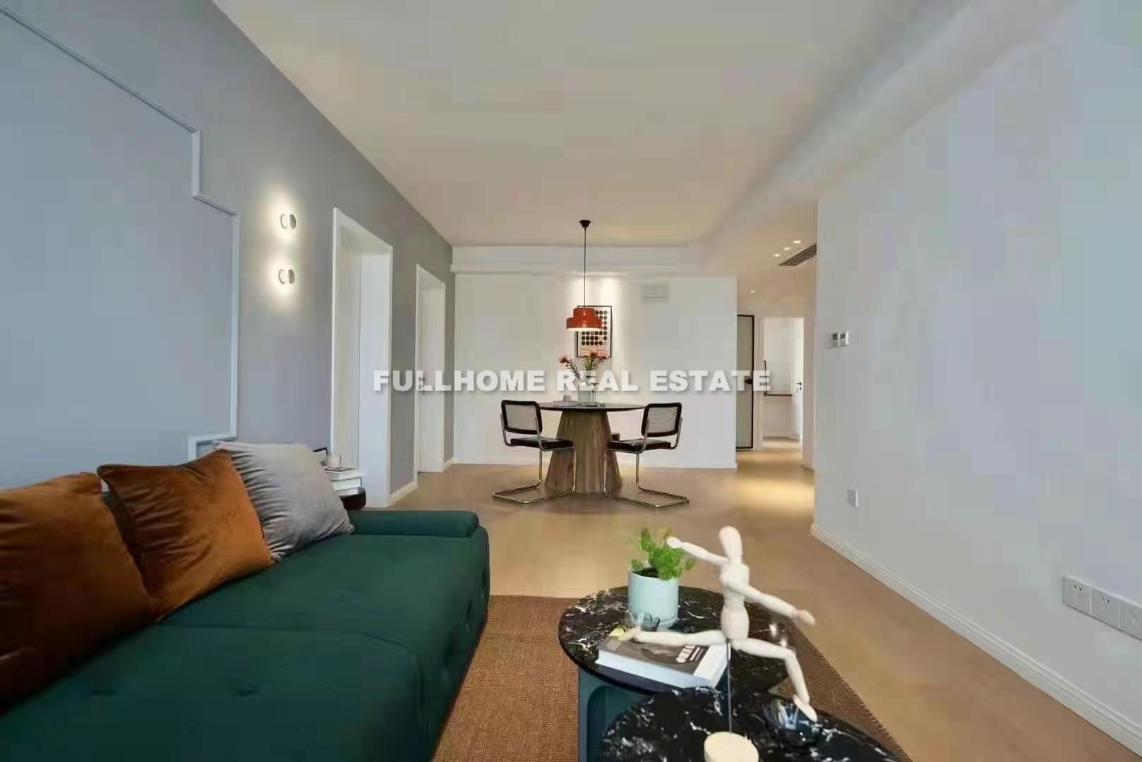 Sheng Yuan Building - 4 bedroom apartment in Shanghai, Downtown, Downtown
