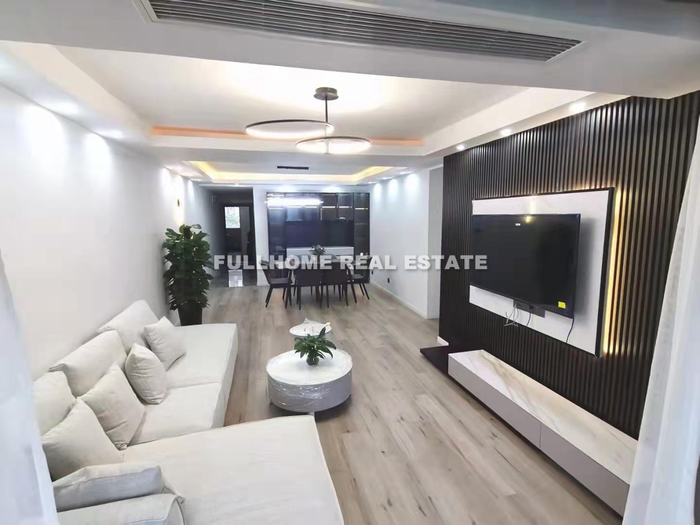 Huzhong Garden - 3 bedroom apartment in Shanghai, Jing An, Downtown