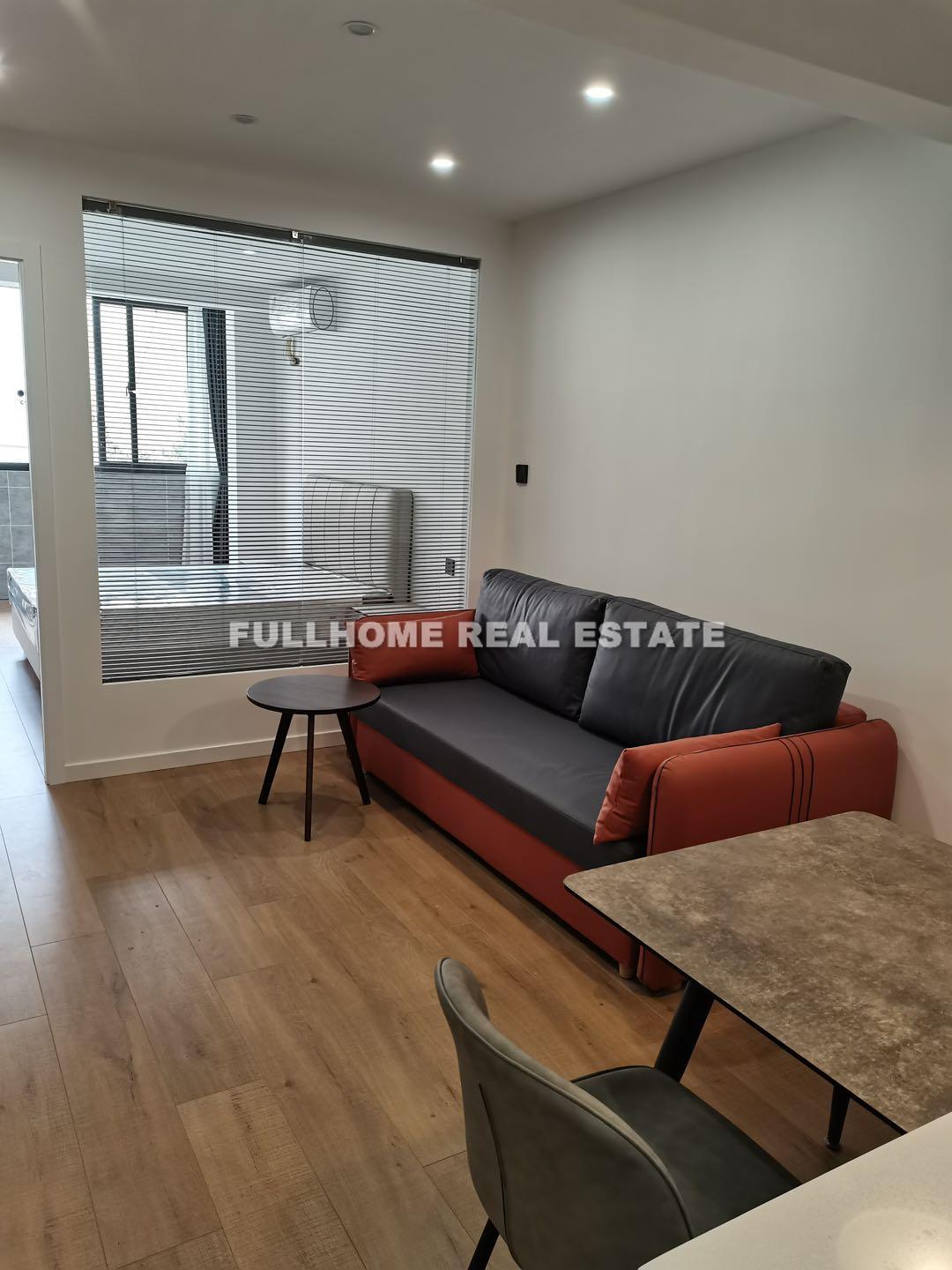 Same compound: Changcheng Apartment, 1 bedrooms in Shanghai