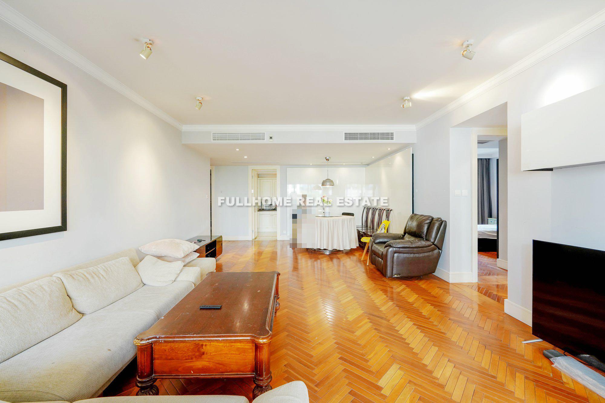 Lakeville Regency - 3 bedroom apartment in Shanghai, Xintiandi, Downtown